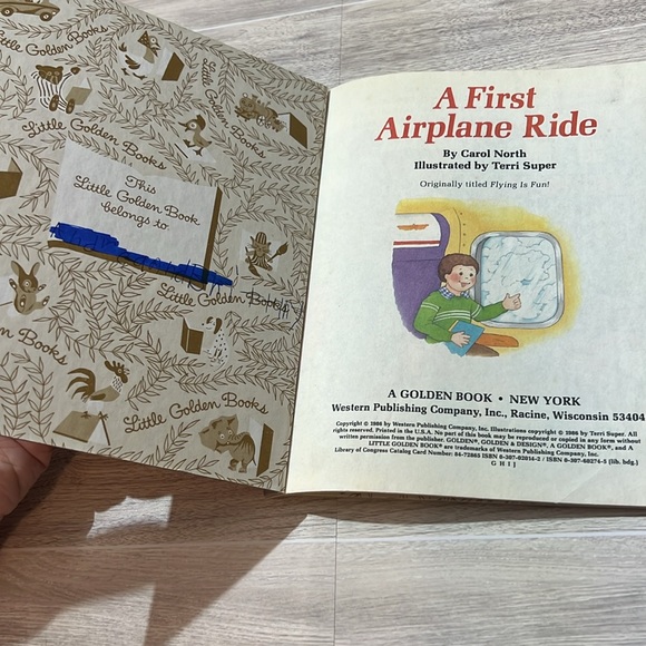 1986 A Little Golden Book A First Airplane Ride - Picture 2 of 4